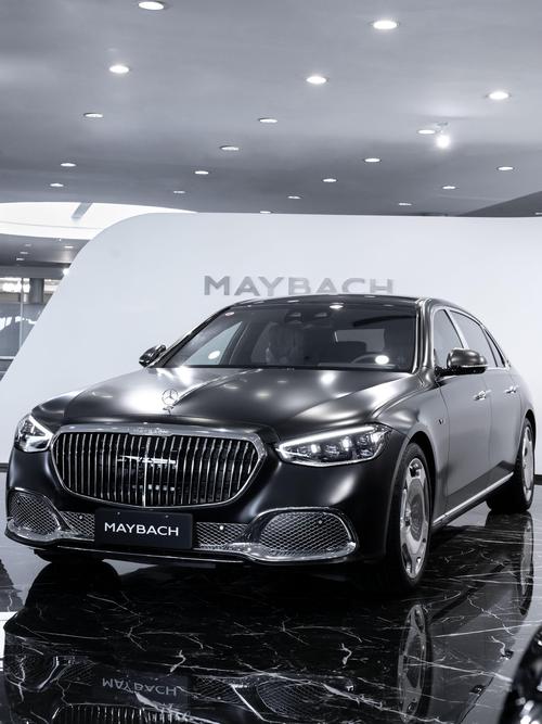 深圳坪山区展信同企业管理咨询岚图汽车的售后服务让用户无忧出行，迈巴赫未来的豪华车趋势