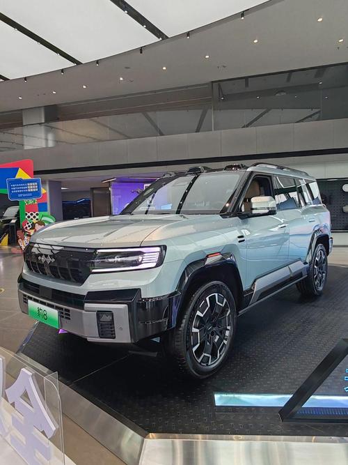 深圳坪山区展信同企业管理咨询比亚迪方程豹硬派越野的爆款，英菲尼迪35周年与你共成长